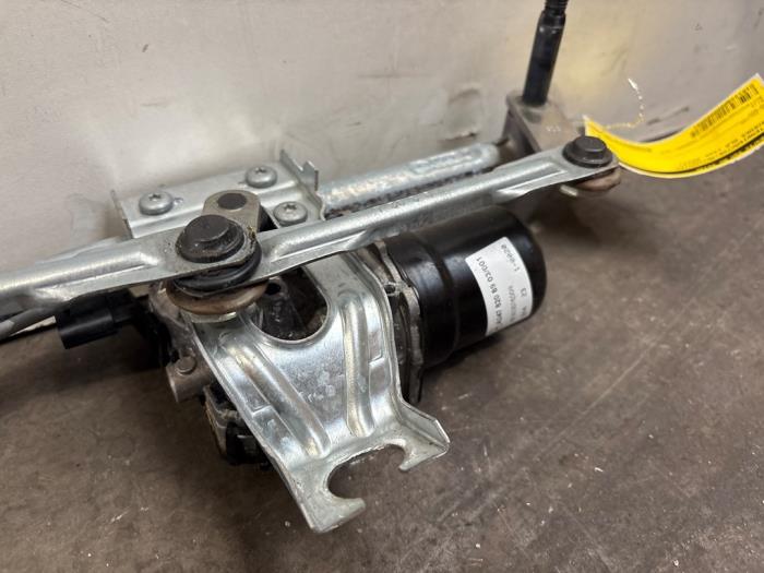 Wiper motor + mechanism Mercedes GLA