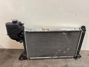 Gebruikte Radiateur Mercedes Sprinter 4t (904) 413 CDI 16V Prijs € 151,25 Inclusief btw aangeboden door Autoparts Van De Velde
