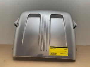 Gebruikte Afdekplaat motor Mercedes C Estate AMG (S205) C-63 S,Edition 1 AMG 4.0 V8 Biturbo Prijs € 60,50 Inclusief btw aangeboden door Autoparts Van De Velde