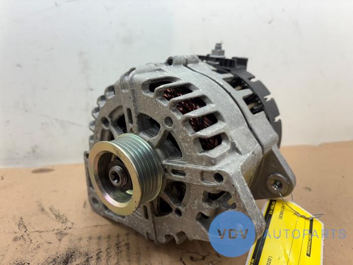 Pradnica Mercedes GLA