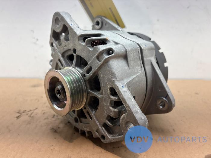 Pradnica Mercedes GLA