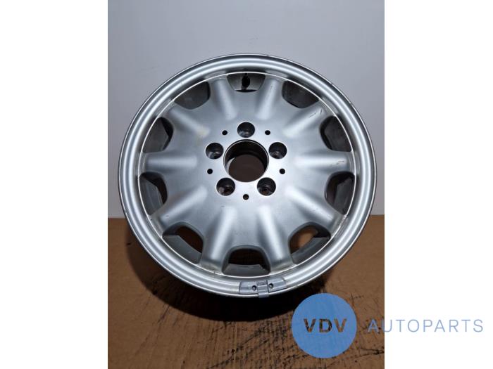 Obrecz Mercedes E-Klasse