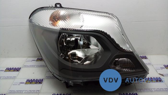 Faro derecha Mercedes Sprinter