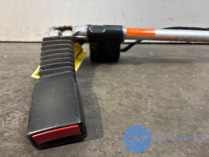 Wtyk pasa bezpieczenstwa prawy tyl Mercedes CLK