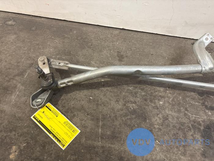 Wiper motor + mechanism Mercedes C-Klasse