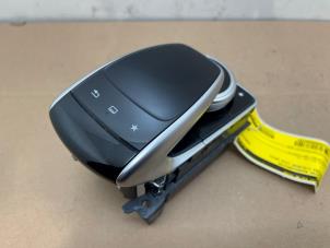 Gebruikte Bediening boordcomputer Mercedes C (W205) C-200 2.0 CGI 16V Prijs € 60,50 Inclusief btw aangeboden door Autoparts Van De Velde