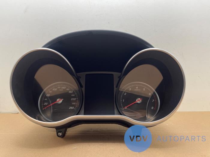 Tacho - Kombiinstrument KM Mercedes C-Klasse