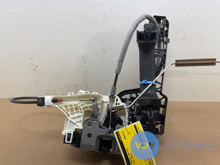 Mecanismo de cerradura de puerta de 2 puertas derecha Mercedes Sprinter