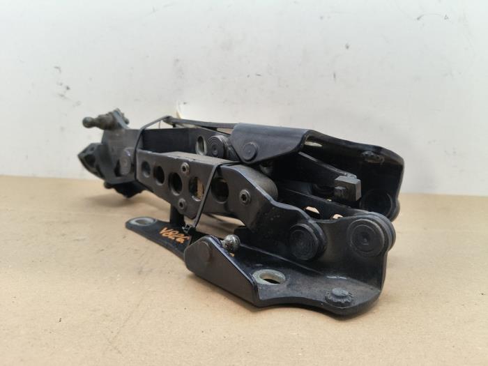 Tailgate hinge Mercedes CLK