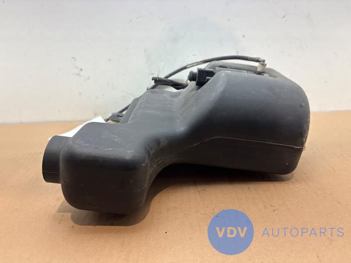 Front windscreen washer reservoir Mercedes Vito