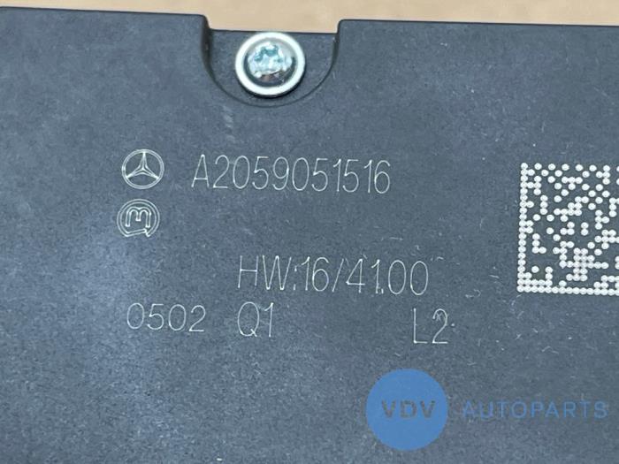 Commutateur frein à main Mercedes C-Klasse