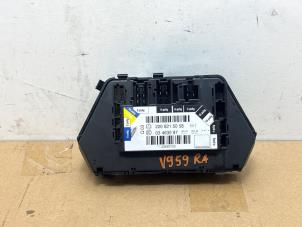 Gebruikte Sam module Mercedes S (W220) 4.0 S-400 CDI V8 32V Prijs € 90,75 Inclusief btw aangeboden door Autoparts Van De Velde