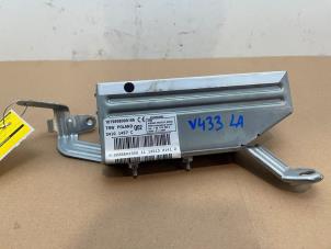 Gebruikte Side Airbag Mercedes S (222.0/222.1) 3.0 S-350 BlueTEC, S-350d 24V Prijs € 60,50 Inclusief btw aangeboden door Autoparts Van De Velde