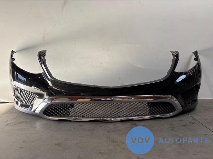 Zderzak przedni Mercedes GLC-Klasse