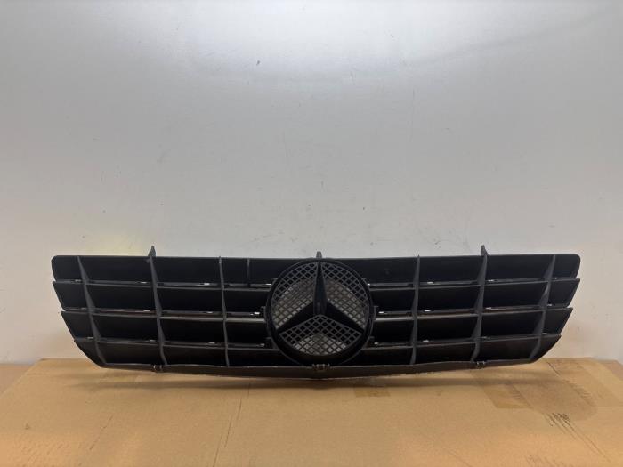Grill Mercedes CL