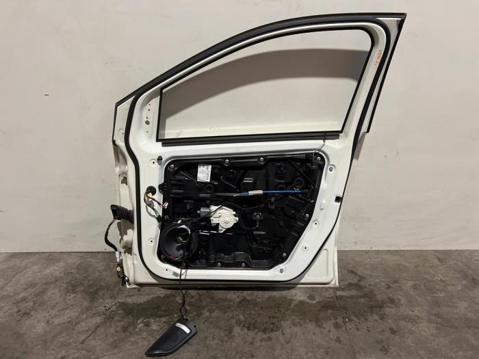 Puerta 4 puertas derecha delante Mercedes B-Klasse
