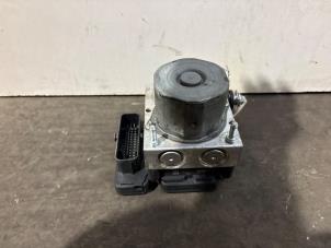 Gebruikte ABS Pomp Mercedes B (W246) 2.0 B-200 NGD 16V Prijs € 242,00 Inclusief btw aangeboden door Autoparts Van De Velde