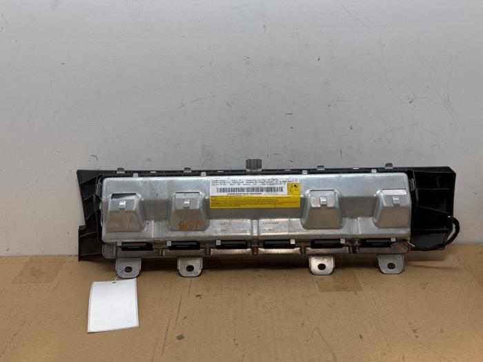 Knie airbag Mercedes B-Klasse