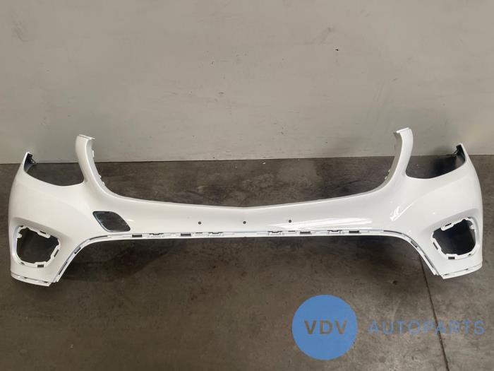 Zderzak przedni Mercedes GLC-Klasse