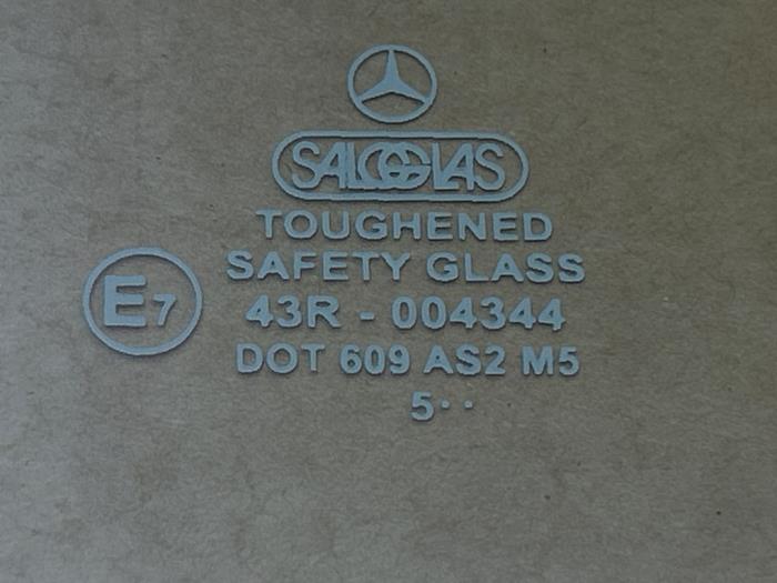 Ventanilla de puerta de 4 puertas derecha detrás Mercedes G-Klasse