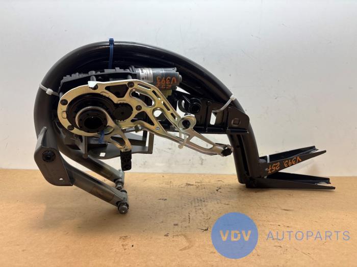 Charnière hayon Mercedes CLS-Klasse