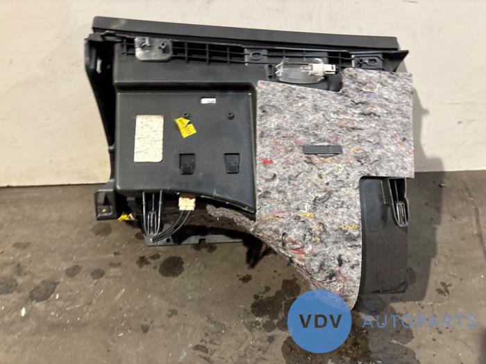 Boîte à gants Mercedes A-Klasse