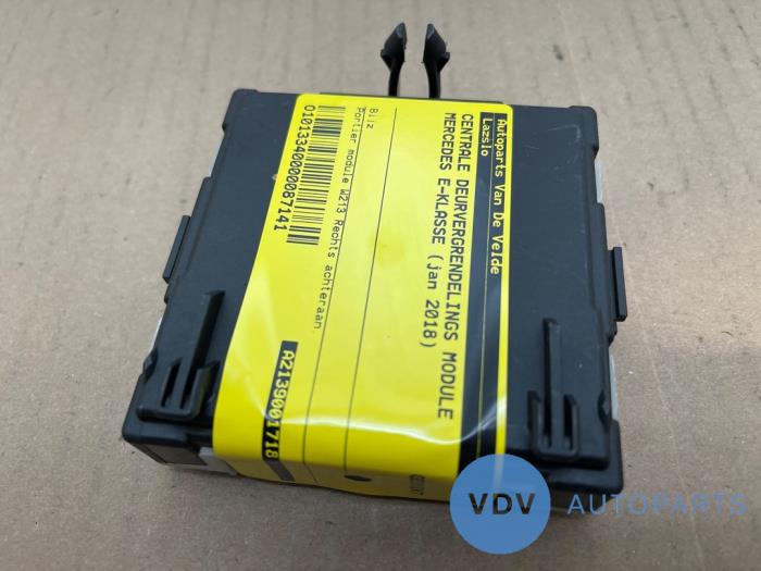 Módulo de cierre centralizado Mercedes E-Klasse