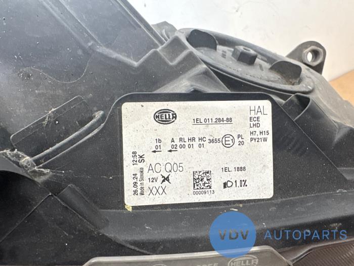 Headlight, right Mercedes Vito