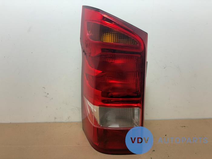 Tylne swiatlo pozycyjne lewe Mercedes Vito