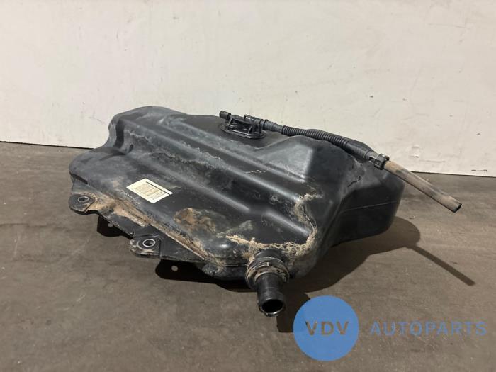 Adblue tank Mercedes Vito