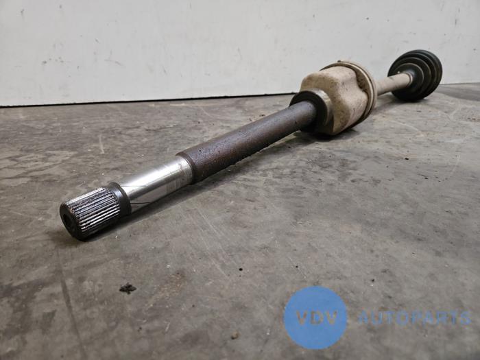 Os napedowa prawy przód Mercedes Vito