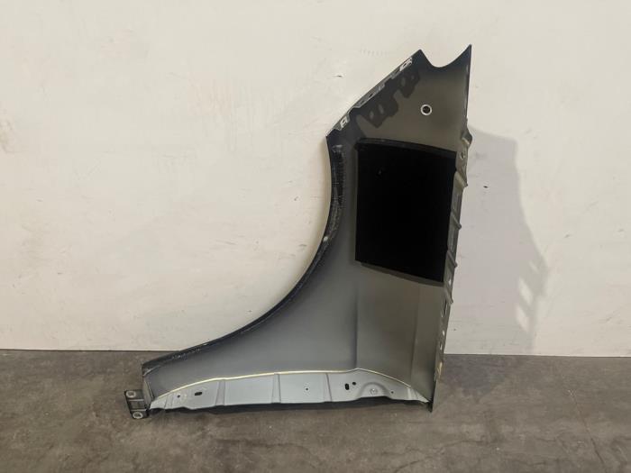 Front wing, right Mercedes GLE