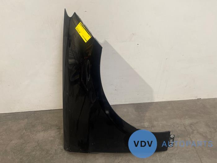 Front wing, right Mercedes GLE