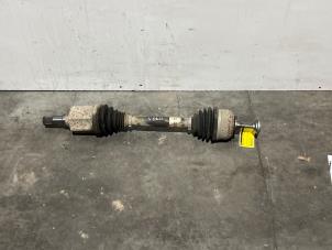 Gebruikte Aandrijfas links-voor Mercedes Sprinter 3,5t (907.6/910.6) 311 CDI 2.1 D FWD Prijs € 223,85 Inclusief btw aangeboden door Autoparts Van De Velde