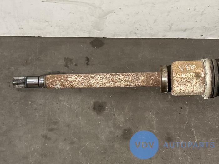 Os napedowa prawy przód Mercedes Sprinter