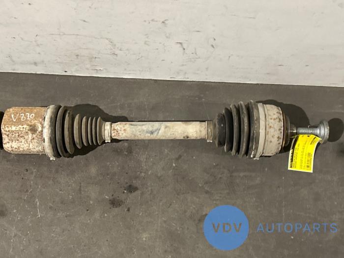 Os napedowa prawy przód Mercedes Sprinter