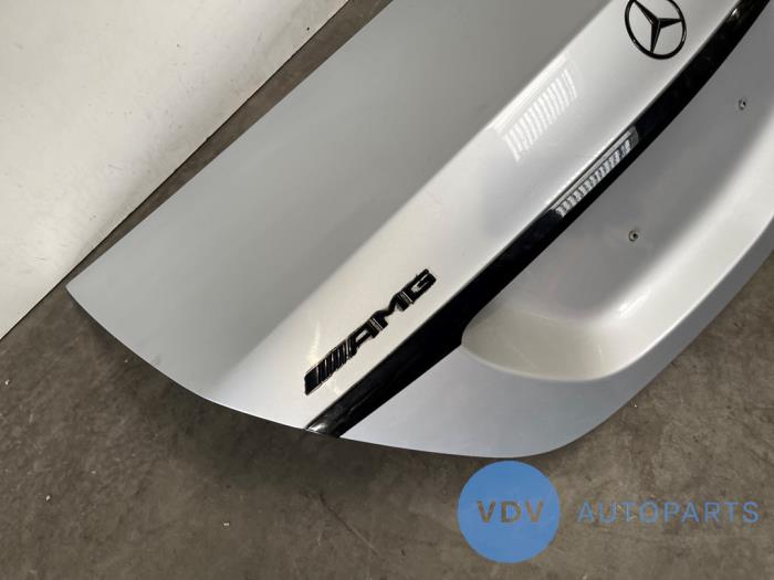 Pokrywa bagaznika Mercedes S-Klasse