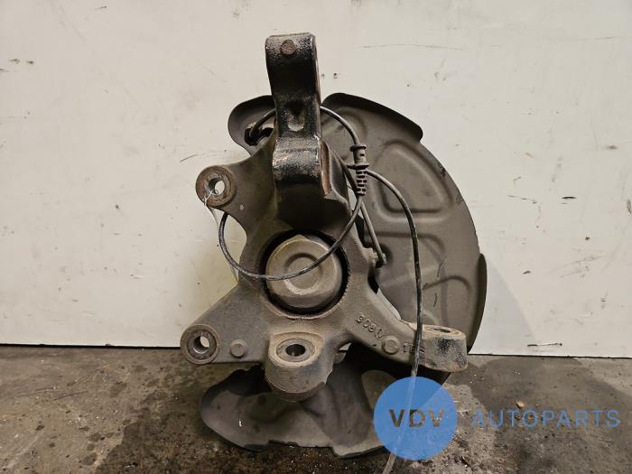 Achsschenkel links vorne Mercedes Vito