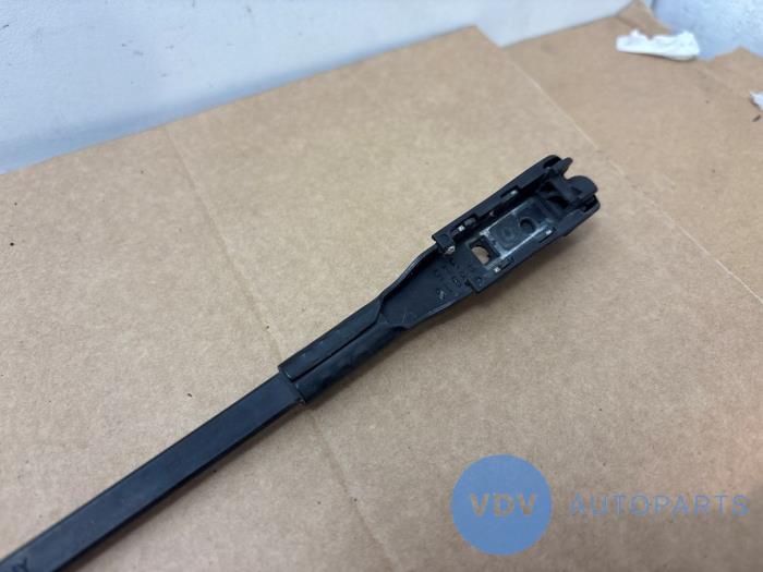 Bras essuie-glace avant Mercedes B-Klasse