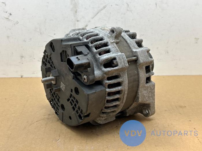 Dynamo Mercedes B-Klasse