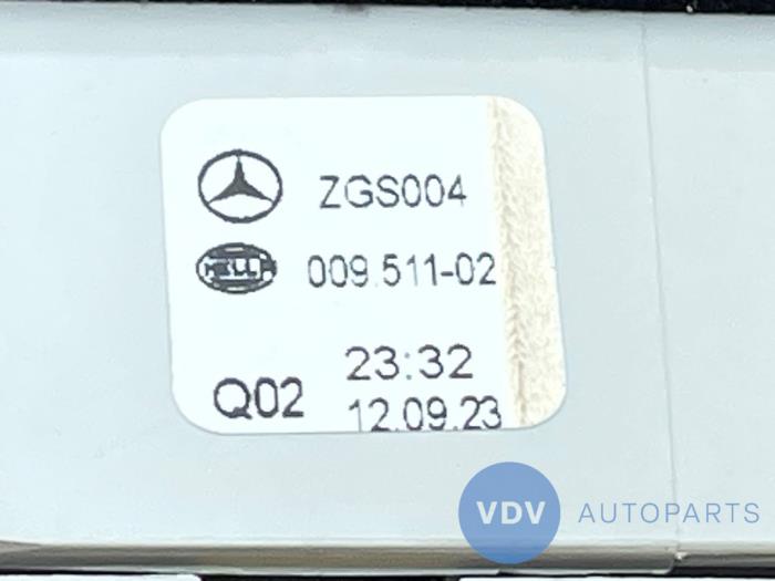 Dodatkowe swiatlo stopu srodek Mercedes Sprinter