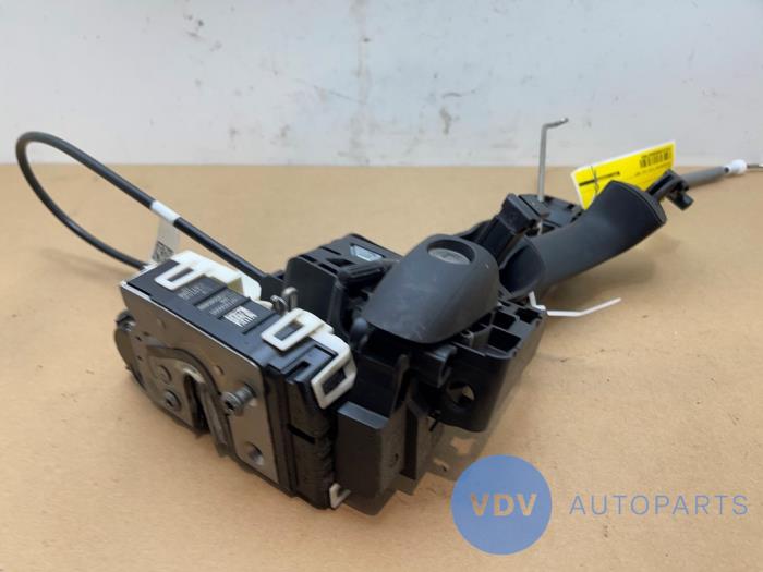 Mecanismo de cerradura de puerta de 4 puertas izquierda delante Mercedes Sprinter