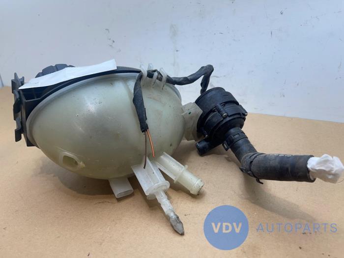 Expansion vessel Mercedes C-Klasse