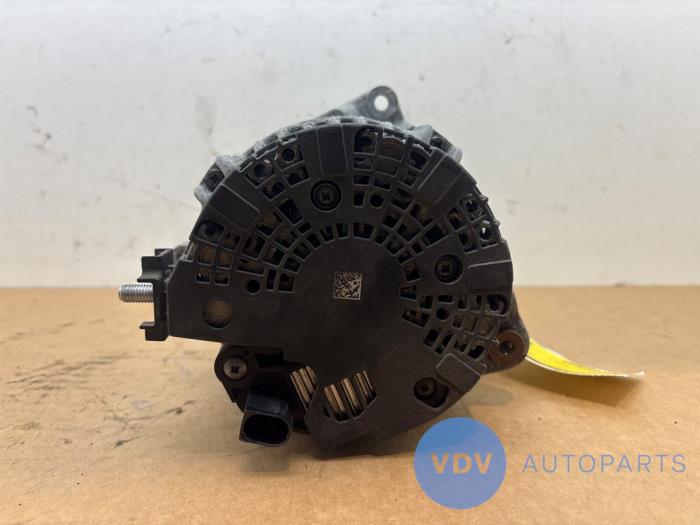 Dynamo Mercedes B-Klasse