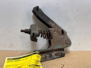 Gebruikte Handrem Mechaniek Mercedes Sprinter 3,5t (907.6/910.6) 311 CDI 2.0 D RWD Prijs € 36,30 Inclusief btw aangeboden door Autoparts Van De Velde