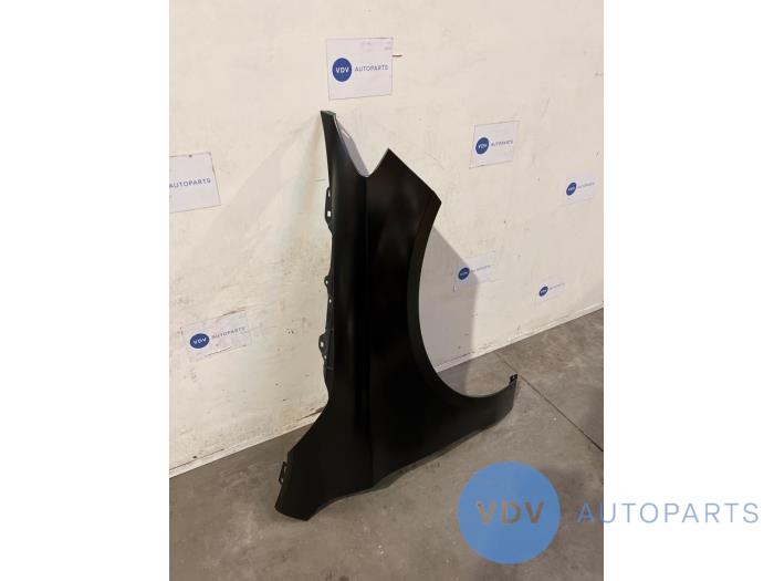 Blotnik prawy przód Mercedes CLA