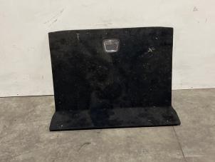 Gebruikte Kofferbak Mat Mercedes S (222.0/222.1) 4.0 S-63 AMG V8 Turbo 4-Matic+ Prijs € 151,25 Inclusief btw aangeboden door Autoparts Van De Velde