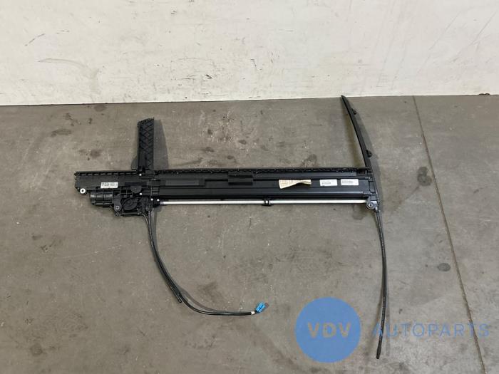 Oslona przeciwsloneczna elektryczna prawy tyl Mercedes S-Klasse