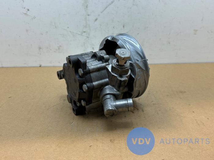 Bomba de dirección asistida Mercedes C-Klasse