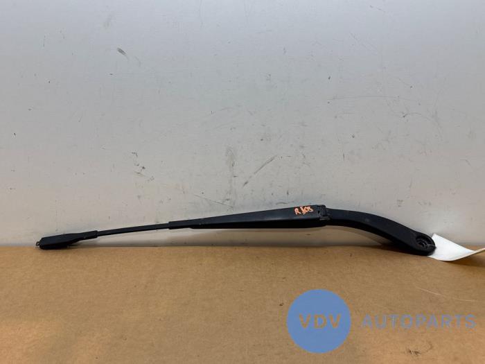 Ramie wycieraczki przedniej Mercedes B-Klasse